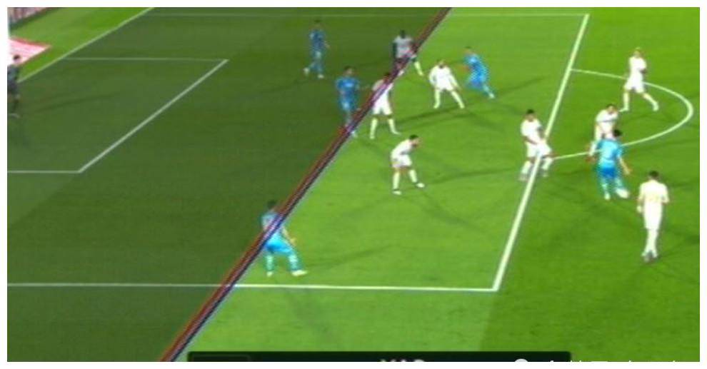  利物浦防线送礼，VAR介入取消争议进球  